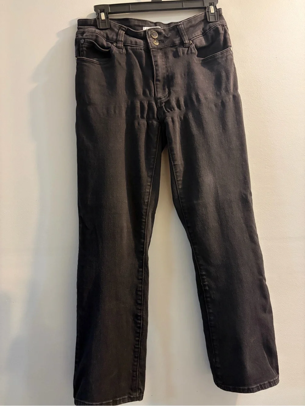 Tahari Women's Black Straight Jeans